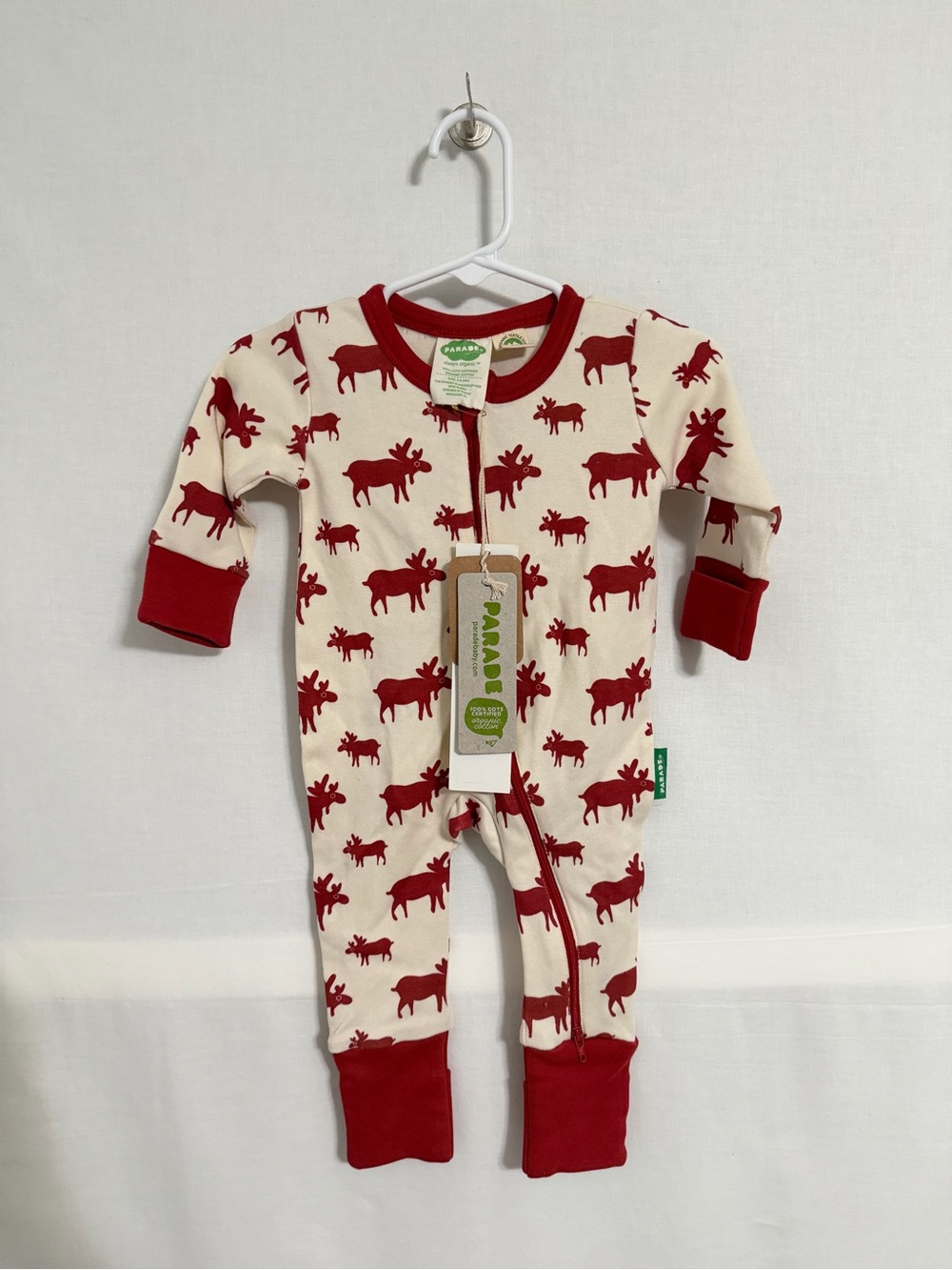 Parade Christmas pajamas nwt 0/3
